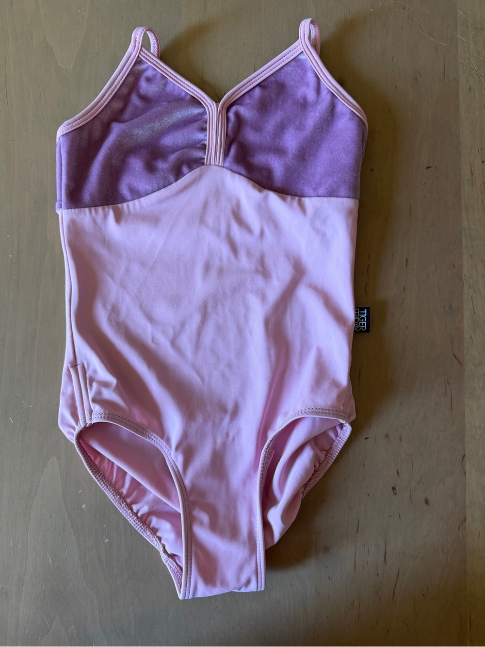 Tiger Friday Leo - YL (Pink)